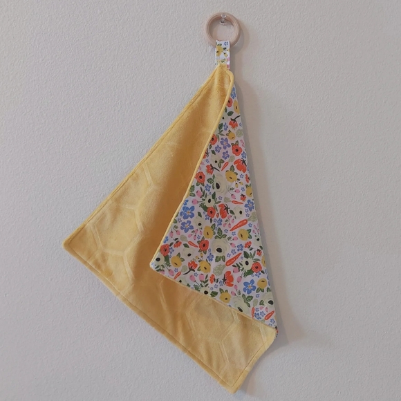 HANDMADE FLORAL BABY LOVEY W/WOODEN TEETHER RING - Picture 3 of 5